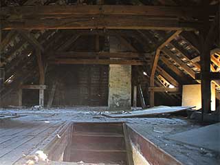 Attic Cleaning Services | Attic Cleaning Thousand Oaks, CA Attic Cleaning Services | Attic Cleaning Thousand Oaks, CA